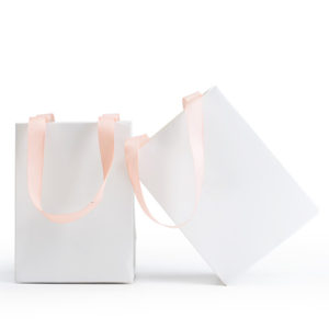 Custom-Luxury-Boutique-paper-Packaging-Gifts-Shopping-Jewellery-Wedding-Paper-Bag-With-Rope-Handles-ribbon-wholesale-mfg