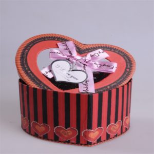 Custom-premium-heart-shape-paper-gifts-box-tall-cosmetic-packaging-with-ribbon-stain-pull-Mardi-Gras-wholesale-mfg