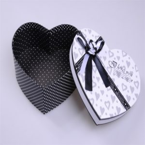 Luxury-hearts-shape-matte-gold-foil-paper-jewelry-bracelets-box-set-with-lid-cap-box-ribbon-stain-pull-valentine-wholesale-mfg