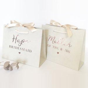 Metallic-Foil-gold-luxury-paper-bags-Wedding-Gift-embossed-Paper-Bags-wholesale-mfg