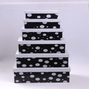 Premium-two-piece-metallic-paper-food-box-set- with-lid-cap-valentine-wholesale-mfg