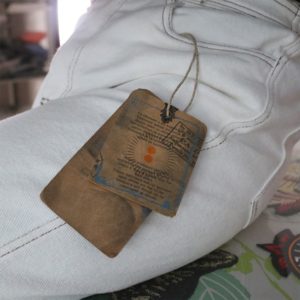 custom-die-cut-rectangle-apparel-accessories-swing-paper_hang-tags_online_shops_kraft-eyelet-Hang_tags-bags-mfg_lakek-packaging-bci-adidas