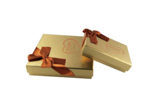 luxury-chocolate-box-packaging-rigid -fancy-paper-premium-card dividers-paper-box-hot-foil-logo-box-packing-mfg-china