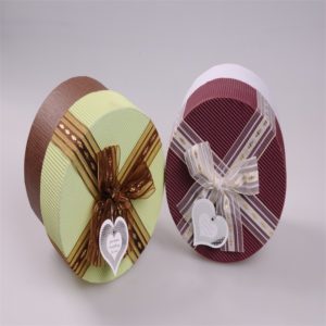 special-round-shape--gold-foil-paper-gifts-chocolate-box-cosmetic-packaging-ribbon-stain-pull-wholesale-mfg