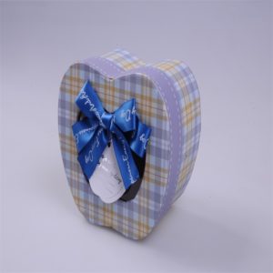 special-shape-paper-gifts-cosmetic-packaging-box-ribbon-stain-pull-wholesale-mfg