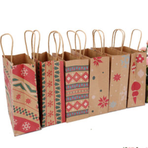 Christmas-brown-Kraft-Gift-Paper-Bag-with-twist-handle-Exquisite-Pattern-Christmas-Eve-Gift-Bag