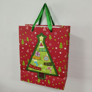 Special-exquisite-Christmas-tree-shape-chiffon-bags-with-3D-print-red-shopping-paper-gifts-bags-wholesale