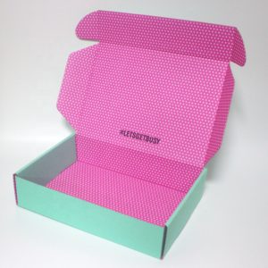 Unique-Luxury -Custom-Printed-Corrugated-mailer-box-Cardboard-E-commerce-folding-Shipping-Mailer-Boxes-wholesale